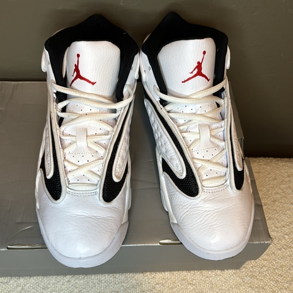 Women’s Jordan OG - Picture 6 of 7